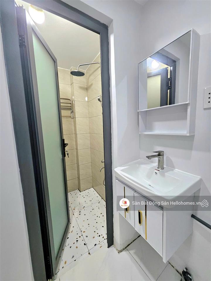 Bán nhà trường chinh quận 12  nhà đẹp full nội thất  hẻm ô tô  giá 4,2 tỷ
