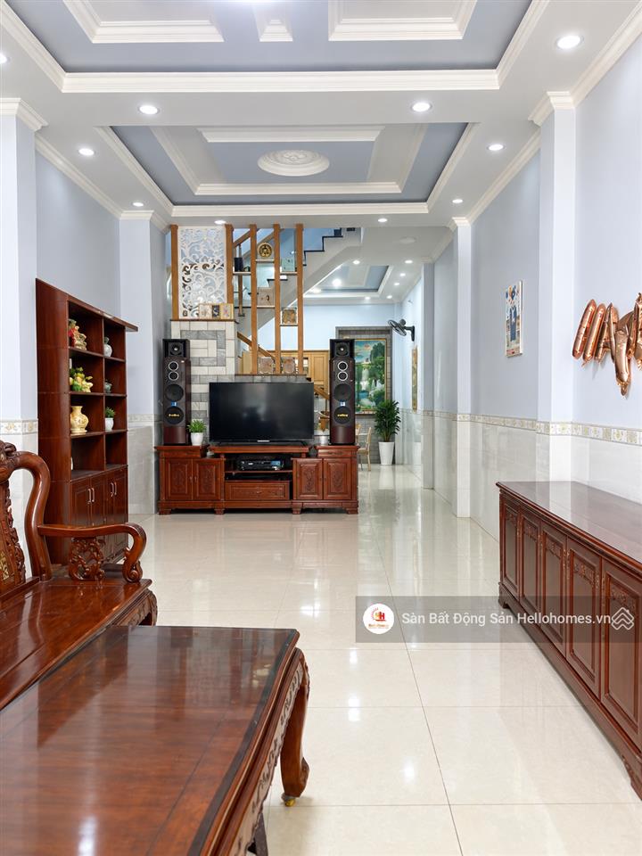 Bán nhà 4 tầng  dt 4x17m  đường nguyễn văn quá  quận 12  6,2 tỷ