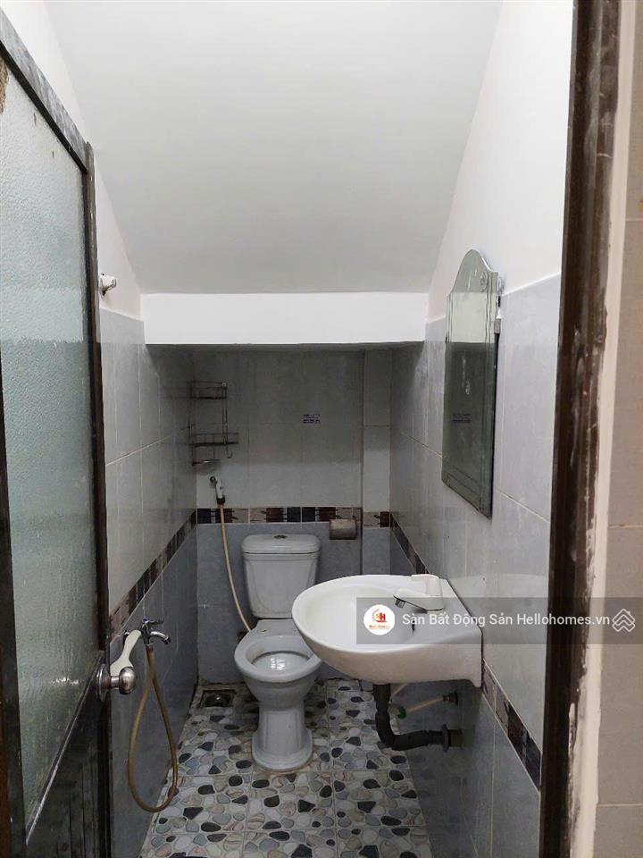Nhà đẹp 2 tầng  nguyễn văn quá, quận 12  hẻm ô tô  4,5x16m  giá 5,2 tỷ