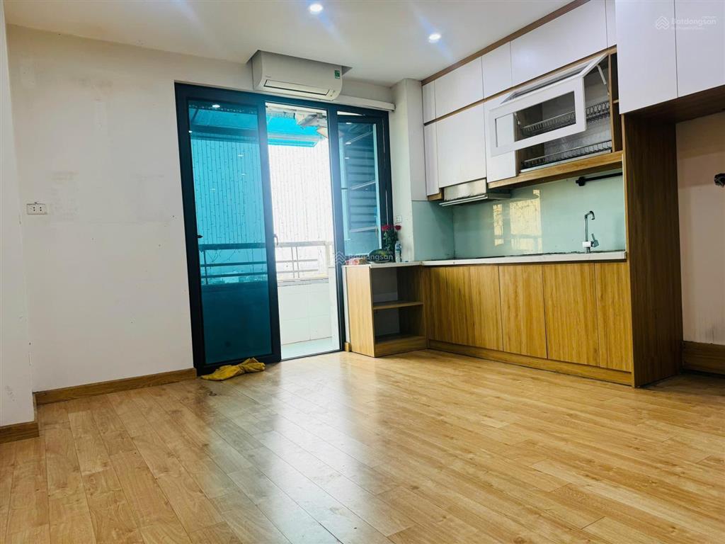 Bán căn hộ chung cư việt hưng long biên, diện tích 75,5m2 * 2 ngủ 2wc * 4,5 tỷ, tầng đẹp