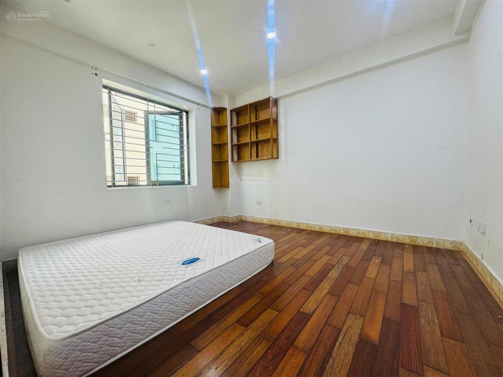 Bán căn hộ chung cư việt hưng long biên, diện tích 75,5m2 * 2 ngủ 2wc * 4,5 tỷ, tầng đẹp