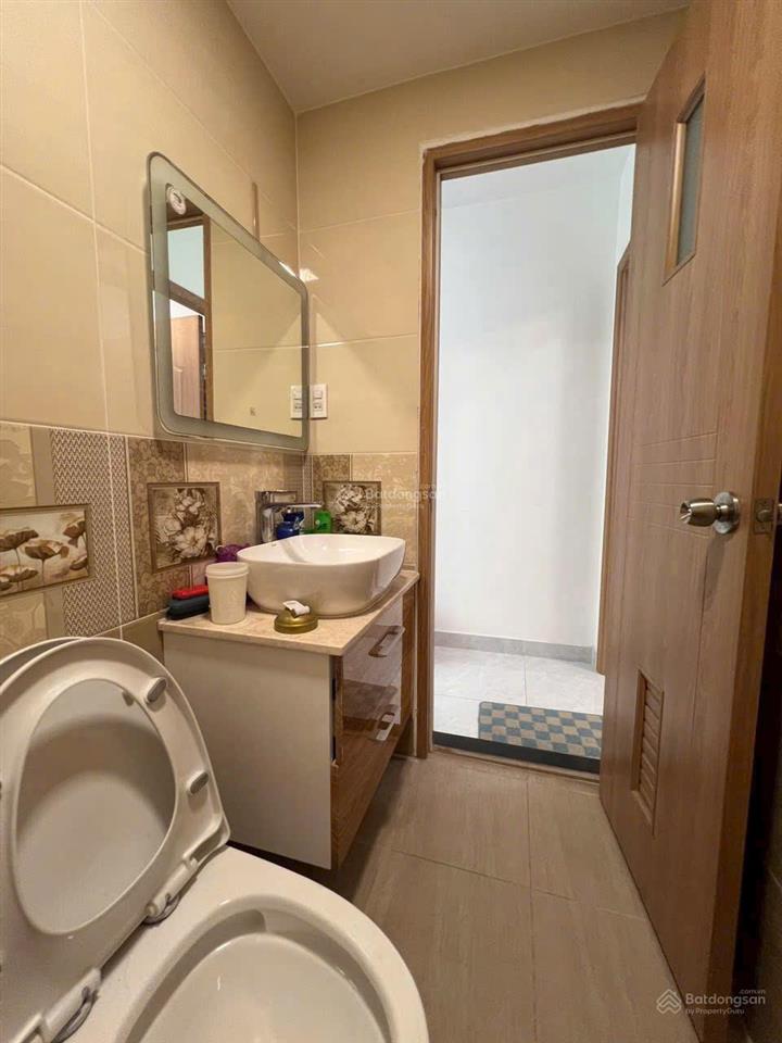 Bán nhà hẽm xe hơi trần phú p4 quận 5 dt 3.6m x 10m 36m2 3 tầng giá 8.7 tỷ thương lượng