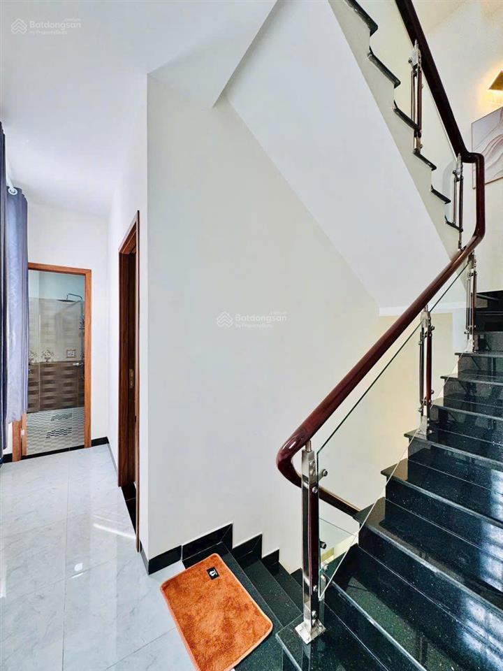 Bán nhà hẻm 4m phan đình phùng quận phú nhuận dt 7 x 8 55m2 5 tầng giá bán 10.8 tỷ thương lượng
