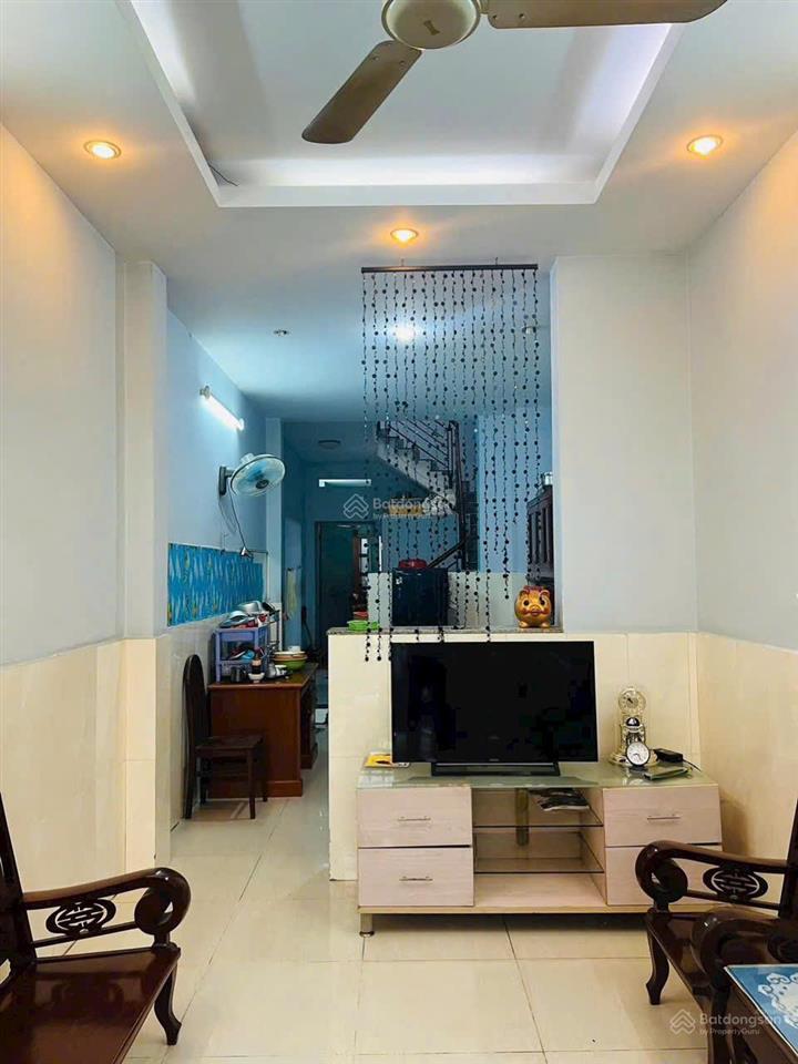 Bán nhà hẽm xe hơi hai bà trưng quận 3 dt 3 x 21 64m2 4 tầng giá bán 11 tỷ thương lượng