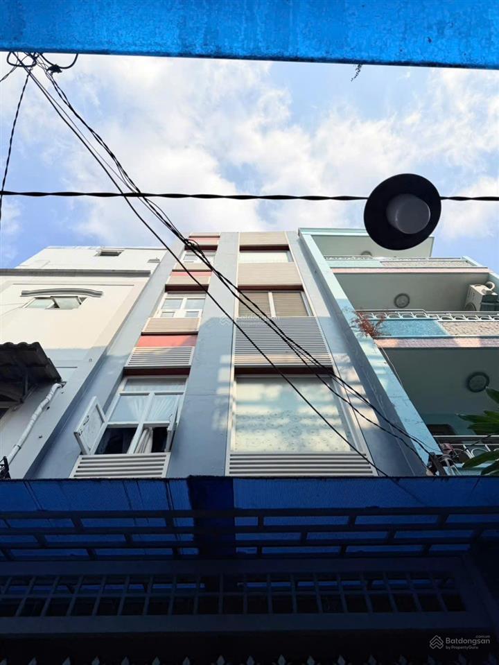 Bán nhà hẻm 4m cách mạnh tháng phường 11 quận 3 dt 3.4m x 16m (53m2) 5 tầng giá 9.2 tỷ thương lượng