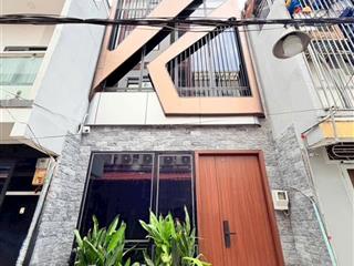 Bán nhà hẻm 4m hoàng sa quận 3 dt 3.7 x 9 35m² 4 tầng giá 8.5 tỷ thương lượng