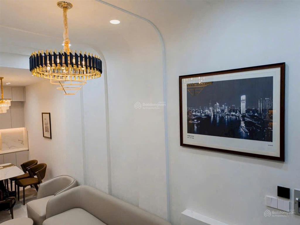 Bán nhà hẻm 4m hoàng sa quận 3 dt 3.7 x 9 35m² 4 tầng giá 8.5 tỷ thương lượng