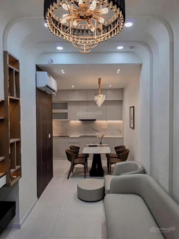 Bán nhà hẻm 4m hoàng sa quận 3 dt 3.7 x 9 35m² 4 tầng giá 8.5 tỷ thương lượng