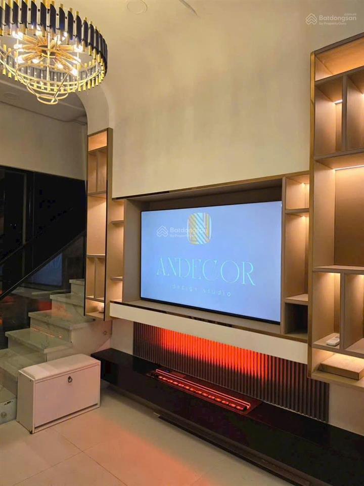 Bán nhà hẻm 4m hoàng sa quận 3 dt 3.7 x 9 35m² 4 tầng giá 8.5 tỷ thương lượng