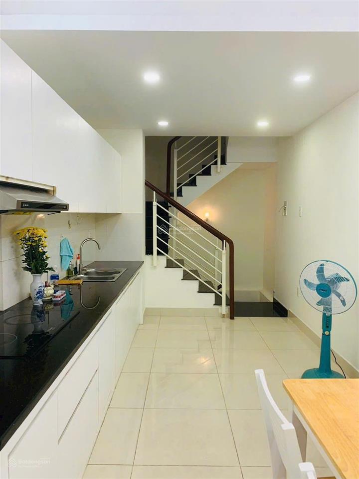 Bán nhà hẻm 4m nguyễn đình chiểu p1 q3 dt 3m x 10m (30m²) 5 tầng giá 8.6 tỷ thương lượng