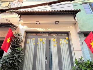 Nhà mới đường lê hồng phong quận 10 dt 4 x 12 48m² 3 tầng giá 9.2 tỷ thương lượng