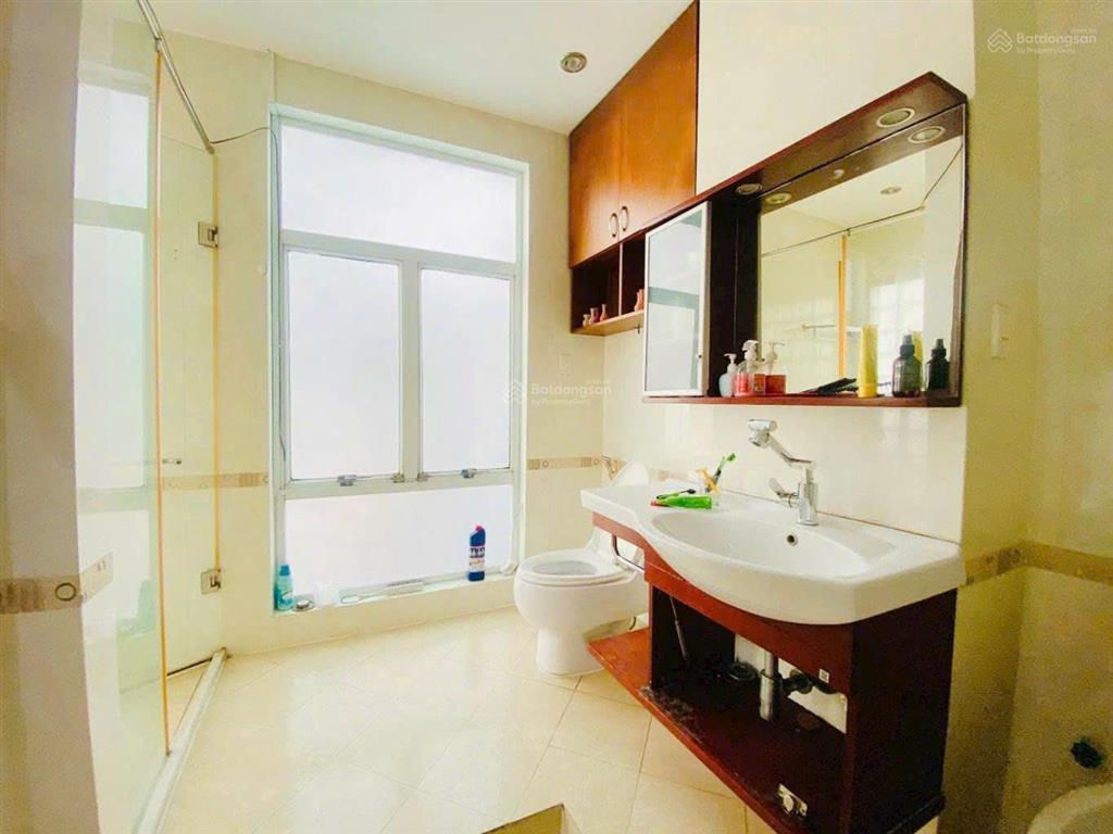 Góc 3 mặt tiền hẻm đường 3/2 quận 10 dt 7.2m x 7m (46m²) dt sàn 204m² 4 tầng giá 12.7 tỷ tl