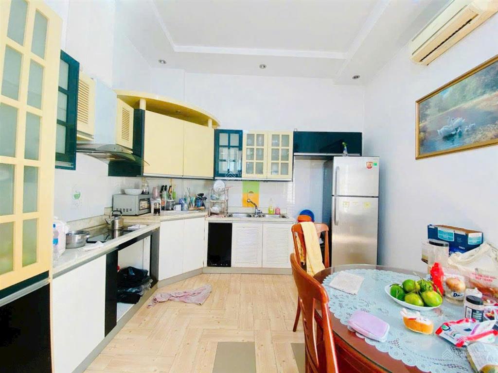 Góc 3 mặt tiền hẻm đường 3/2 quận 10 dt 7.2m x 7m (46m²) dt sàn 204m² 4 tầng giá 12.7 tỷ tl