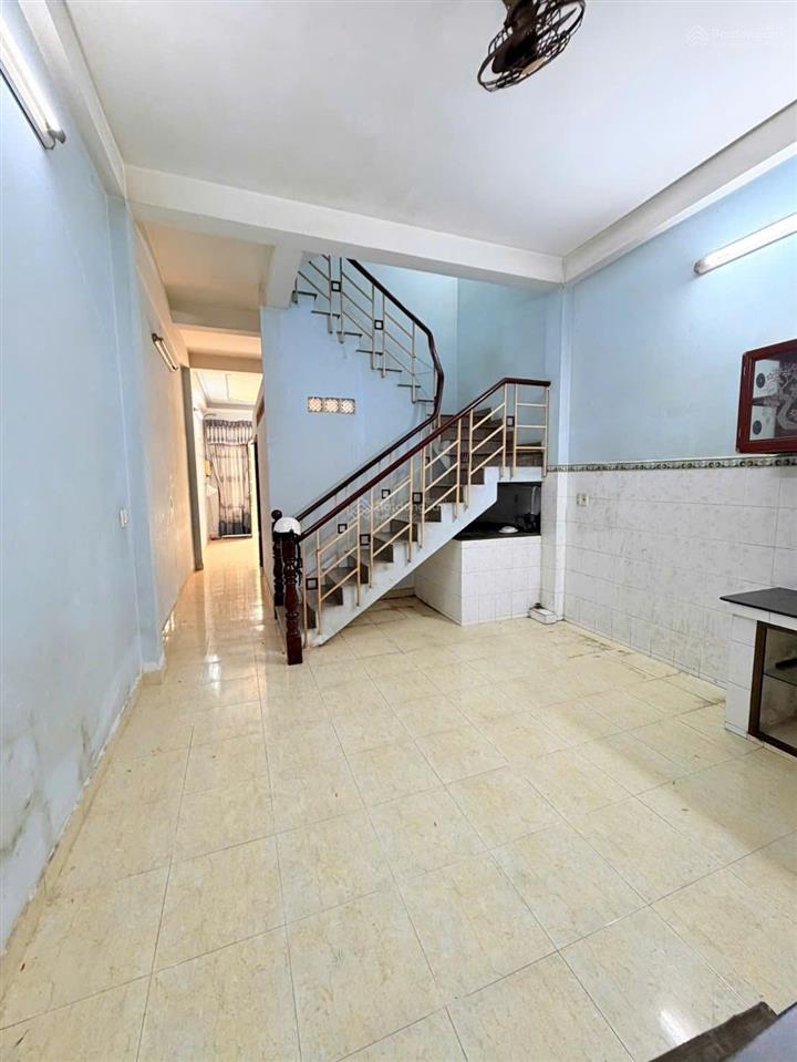 Bán nhà hẻm xe 4m nguyễn tri phương quận 10 dt 4m x 17m (67m²) 4 tầng giá 14,5 tỷ thương lượng