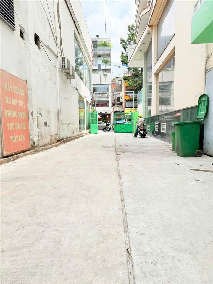 Bán nhà hẻm xe 4m nguyễn tri phương quận 10 dt 4m x 17m (67m²) 4 tầng giá 14,5 tỷ thương lượng