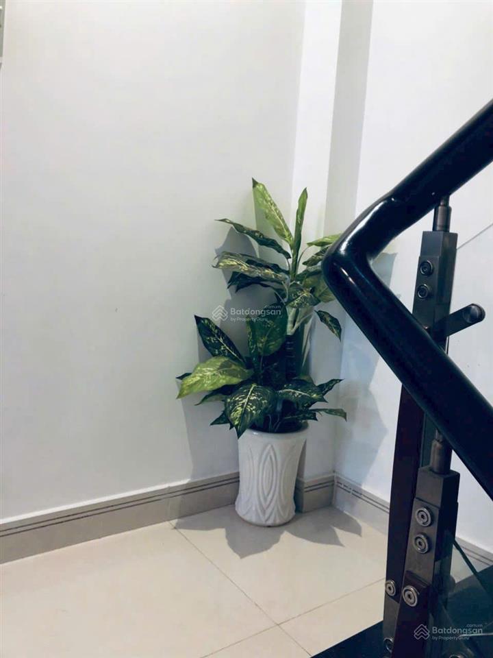 Bán nhà hẽm xe tải thành thái quận 10 dt 3 x 16 50m2 4 tầng giá 9.3 tỷ thương lượng