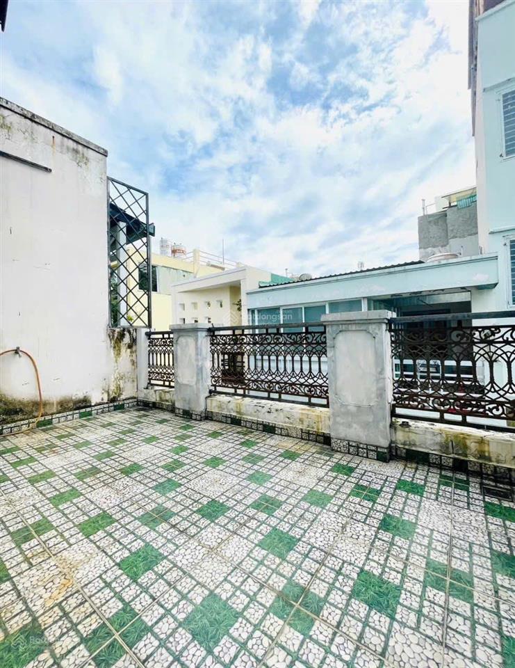 Bán nhà hẻm 3m trần quang diệu quận 3 dt 4.5m x 8m (32m2) 4 tầng giá 6.8 tỷ thương lượng