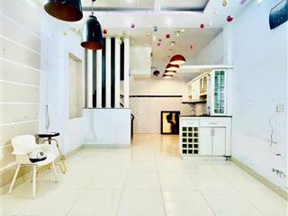Bán nhà hẻm 3m trần quang diệu quận 3 dt 4.5m x 8m (32m2) 4 tầng giá 6.8 tỷ thương lượng