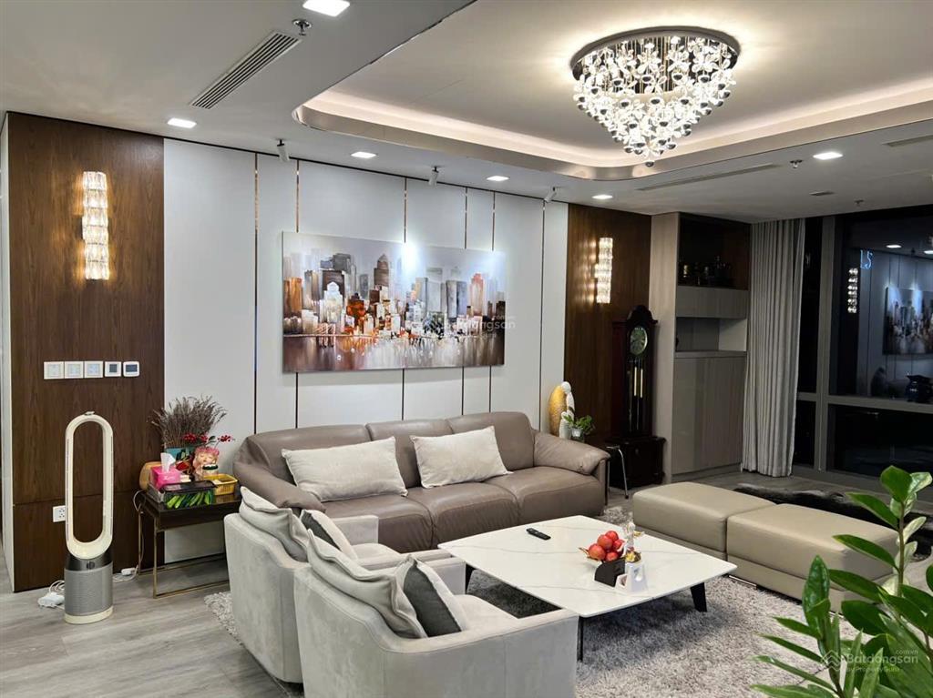 Kẹt tiền cần bán gấp sky vilas ở landmark 81 sở hữu lâu dài giá tốt