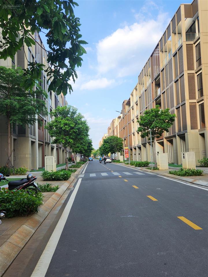 Cần cho thuê nhà phố trục đường n2 20m tại the global city giá tốt 25 triệu