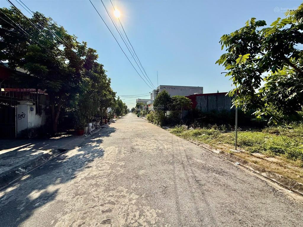 Bán đất tân hợp, 3,2 tỷ, 100m2, mặt tiền 5m, ngõ rộng 10m, pháp lý đầy đủ