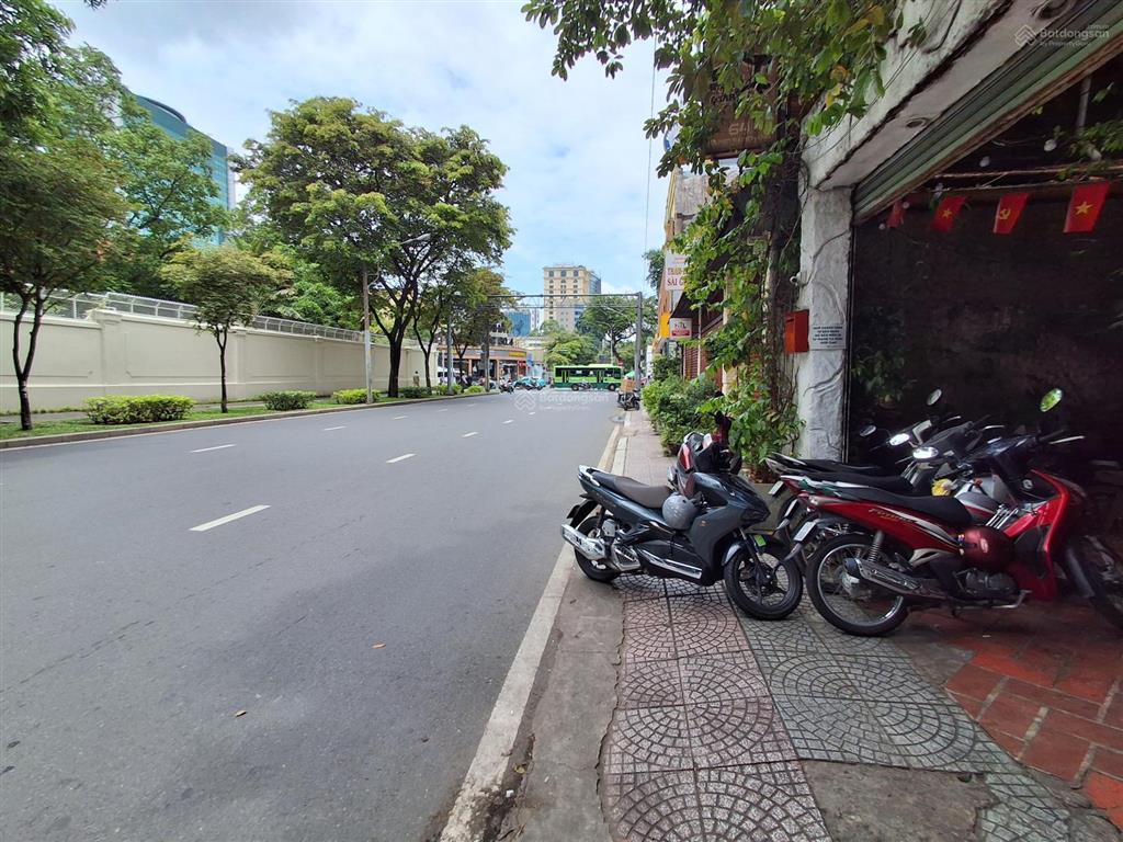 Chủ cần bán nhà 2 mặt tiền đường sổ sẵn