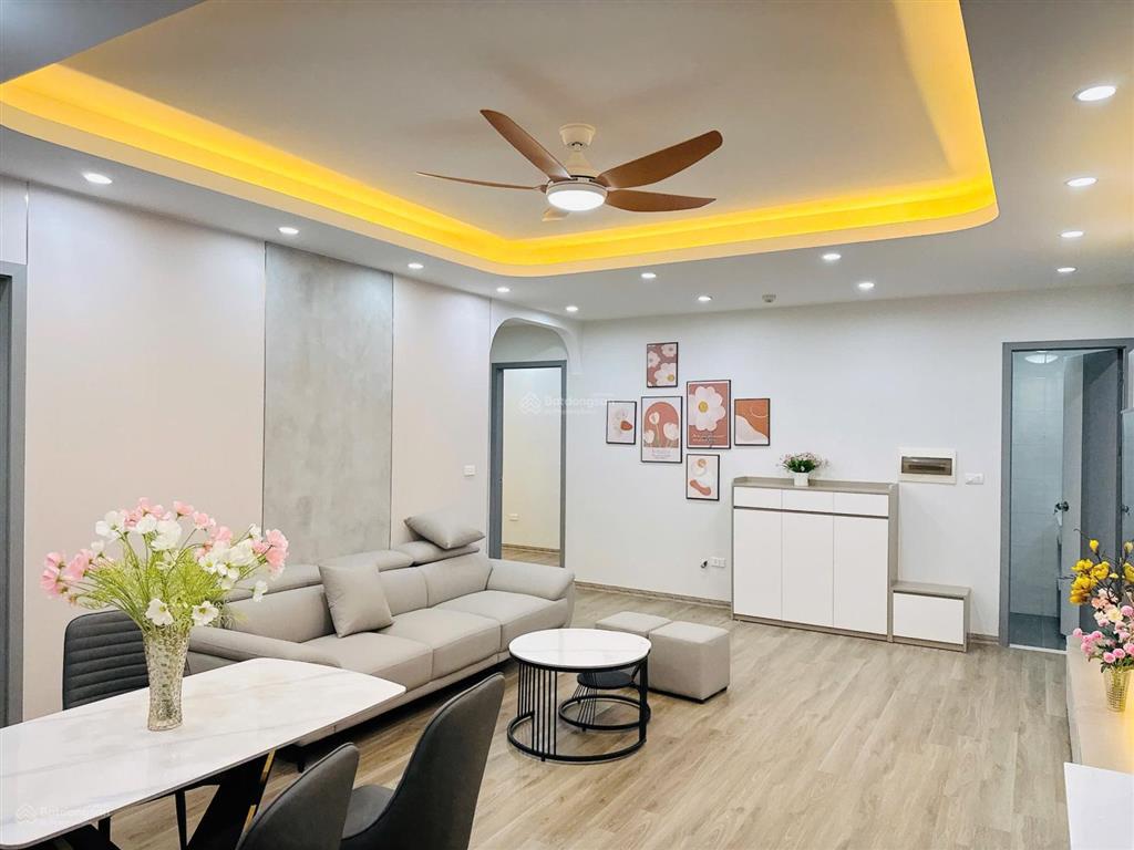 Chính chủ bán căn góc 3 ngủ full nội thất mới, nhà thiết kế hiện đại, sang trọng.