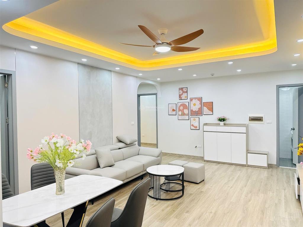 Chính chủ bán căn góc 3 ngủ full nội thất mới, nhà thiết kế hiện đại, sang trọng.