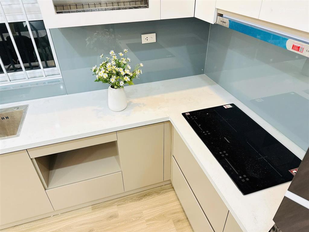 Chính chủ bán căn góc 3 ngủ full nội thất mới, nhà thiết kế hiện đại, sang trọng.