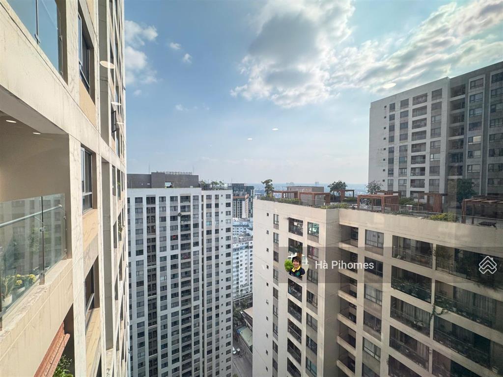 Cho thuê căn hộ 1pn 1 phòng thay đồ rộng tại the gold view đẹp nhất ở ngay được 100% đồ điện mới