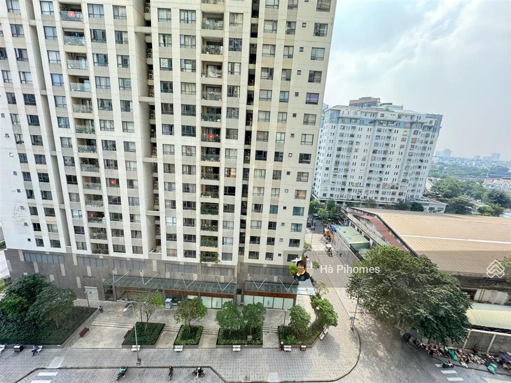 Chính chủ bán căn hộ the gold view tại bến vân đồn, 94 m2 căn góc hiện trống nhà mới ở ngay