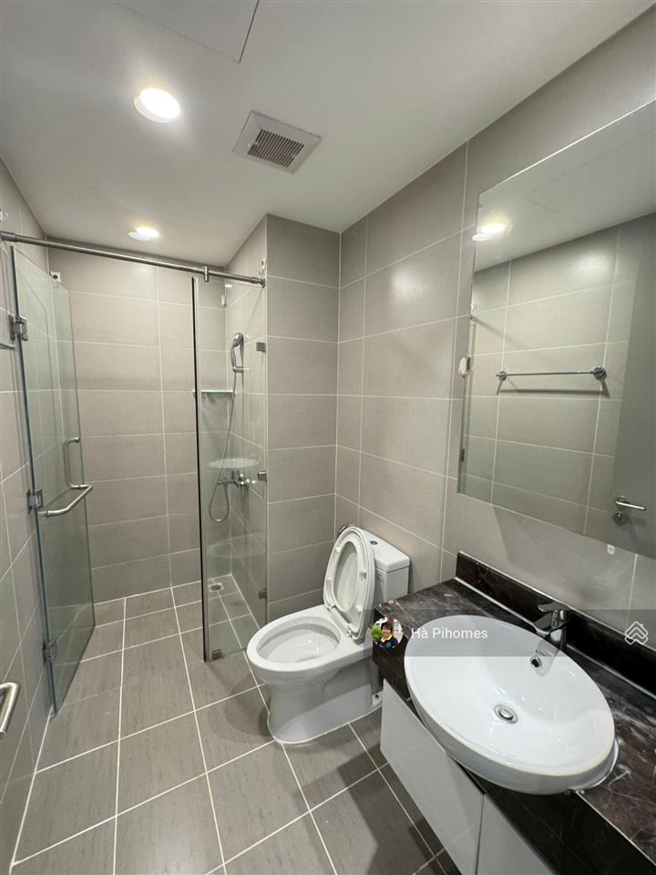 Chủ thiện chí bán căn hộ trục view hồ bơi the gold view 2pn2wc 92m2 rẻ hơn thị trường 500tr