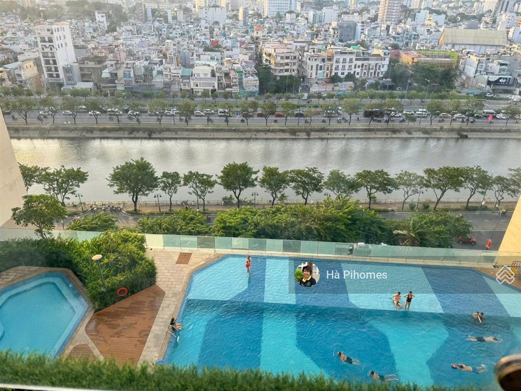 Chủ thiện chí bán căn hộ trục view hồ bơi the gold view 2pn2wc 92m2 rẻ hơn thị trường 500tr
