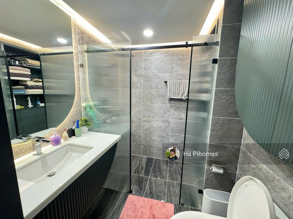 Pihomes độc quyền cho thuê căn hộ 3pn dt lớn nhất the gold view, 29 triệu giá tốt nhất giỏ hàng