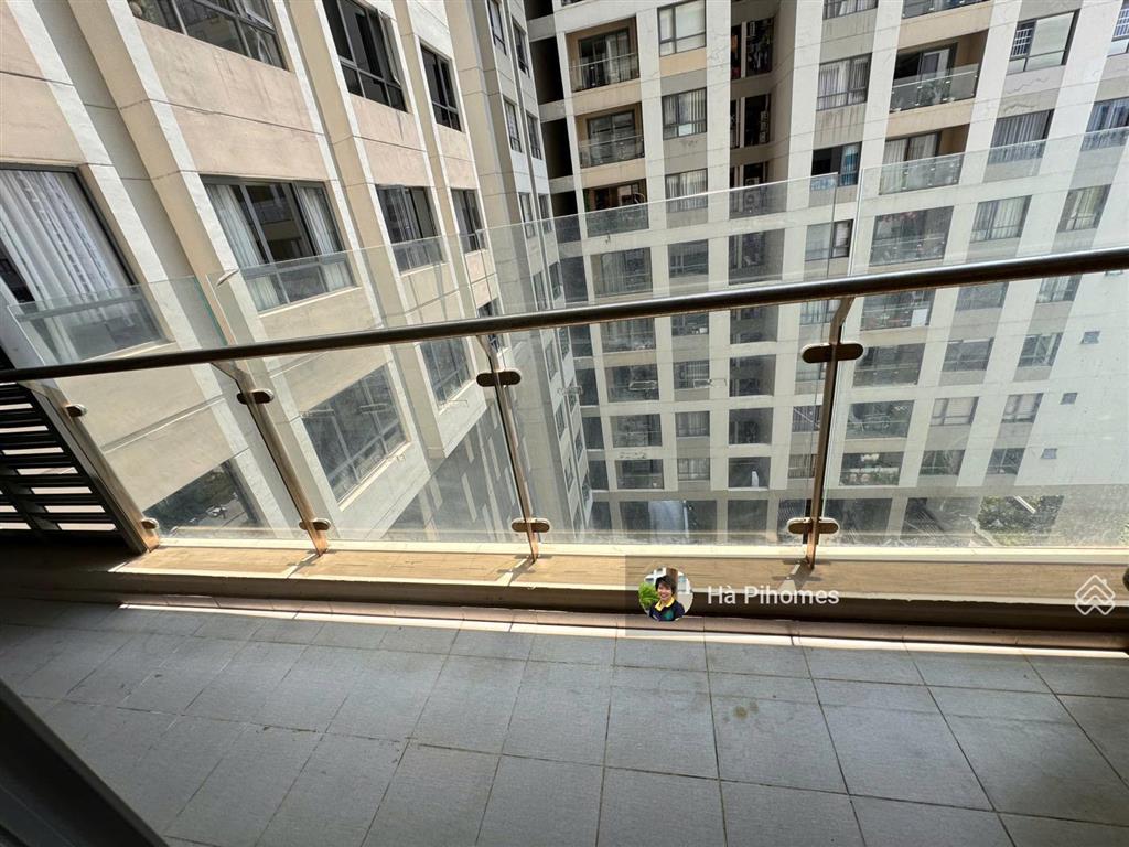 Hàng hiếm officetel the gold view, 65m2, 1pn, 1wc, bến vân đồn, q4, hcm vừa ở vừa làm văn phòng