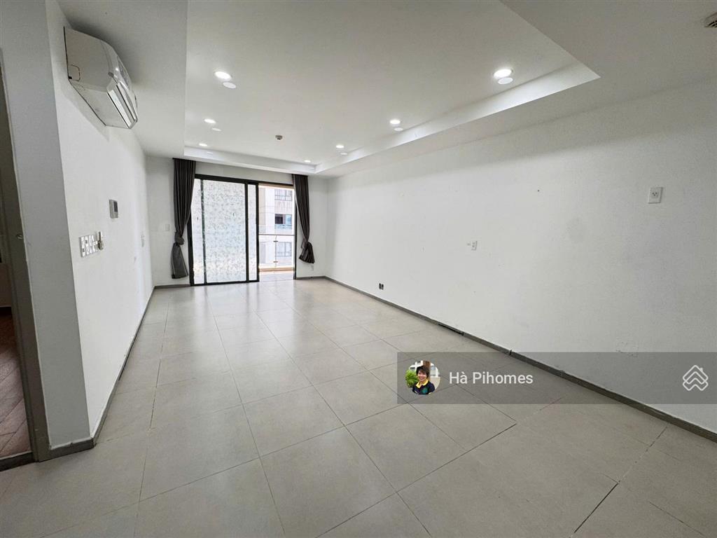 Hàng hiếm officetel the gold view, 65m2, 1pn, 1wc, bến vân đồn, q4, hcm vừa ở vừa làm văn phòng