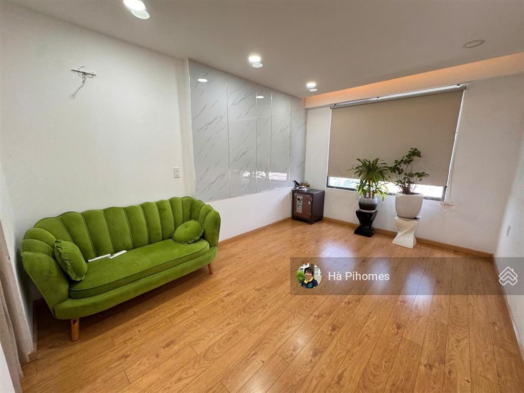 Duy nhất nhà nội thất dính tường cần cho thuê căn 3pn, 2wc, 131m2 tại the gold view view trọn tp