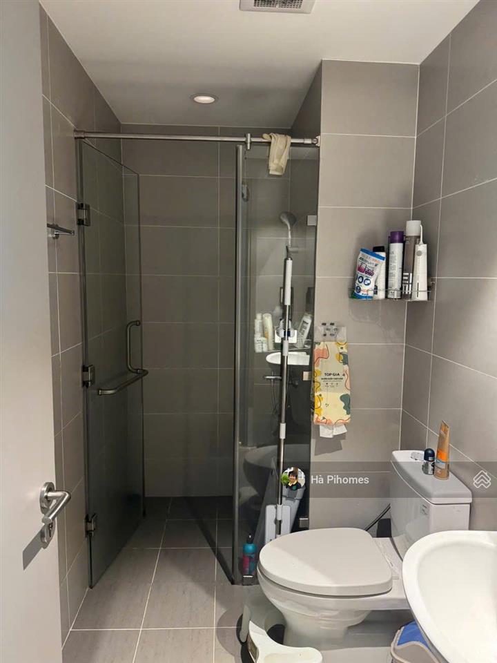 Chính chủ bán căn hộ gold view quận 4 bến vân đồn 2pn 2wc 80m2 full nội thất đẹp ở ngay