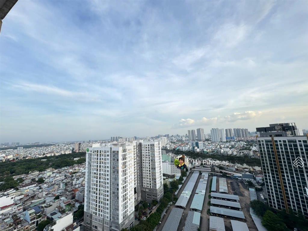 Một trong số ít 1 căn hộ view thoáng tại gold view 2pn2wc 80m2 ntcb nhà mới sửa, hiện trống sẵn