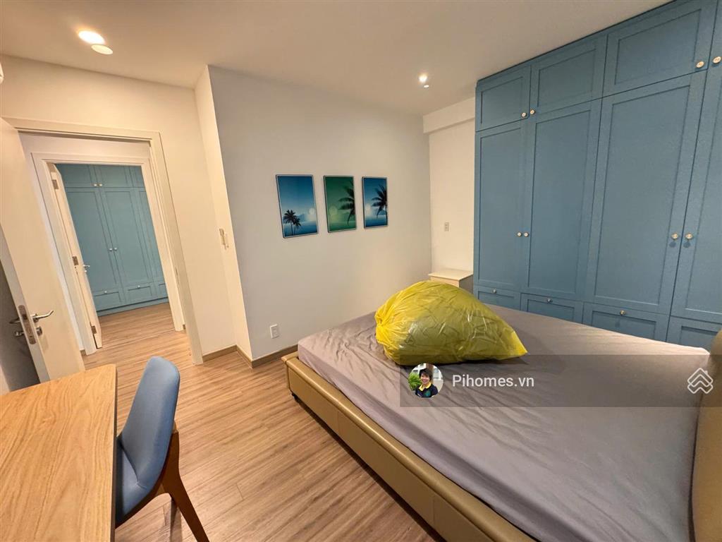 Chủ thiện chí bán 3pn gold view tháp b hàng hiếm lầu trung view nội khu trống sẵn