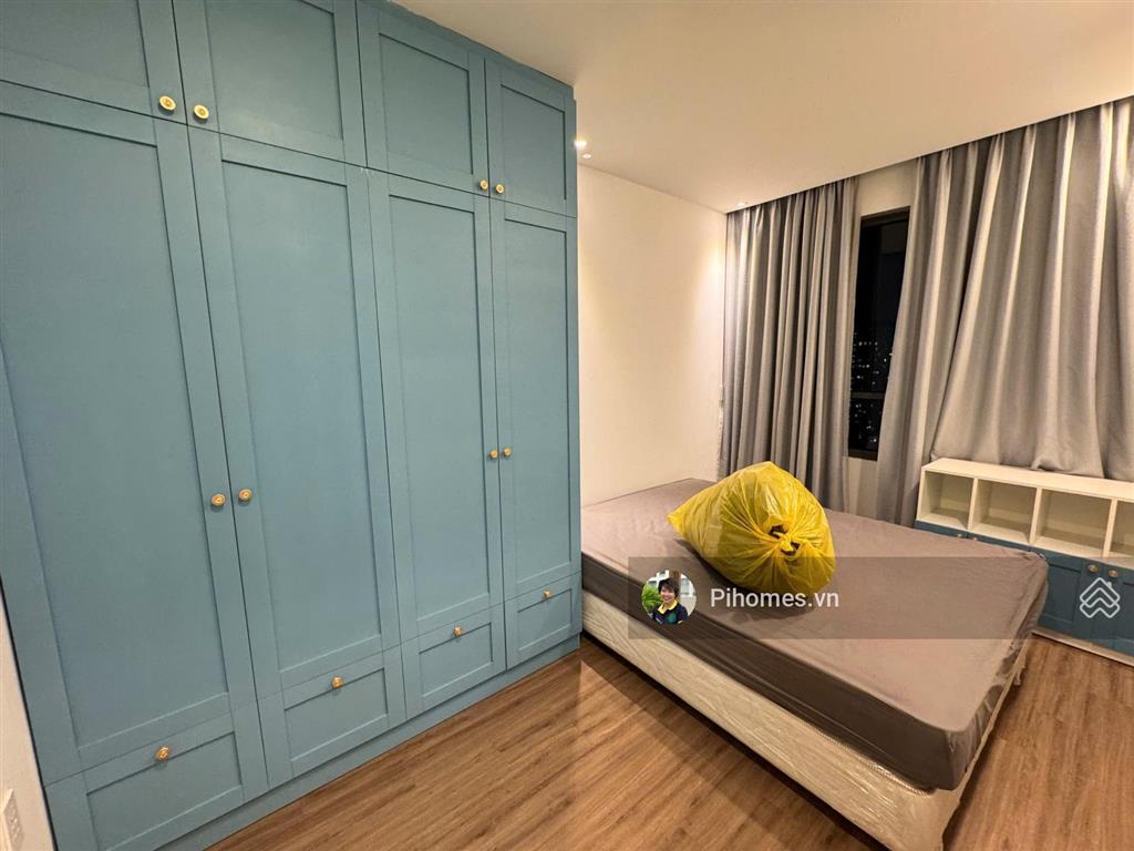 Chủ thiện chí bán 3pn gold view tháp b hàng hiếm lầu trung view nội khu trống sẵn