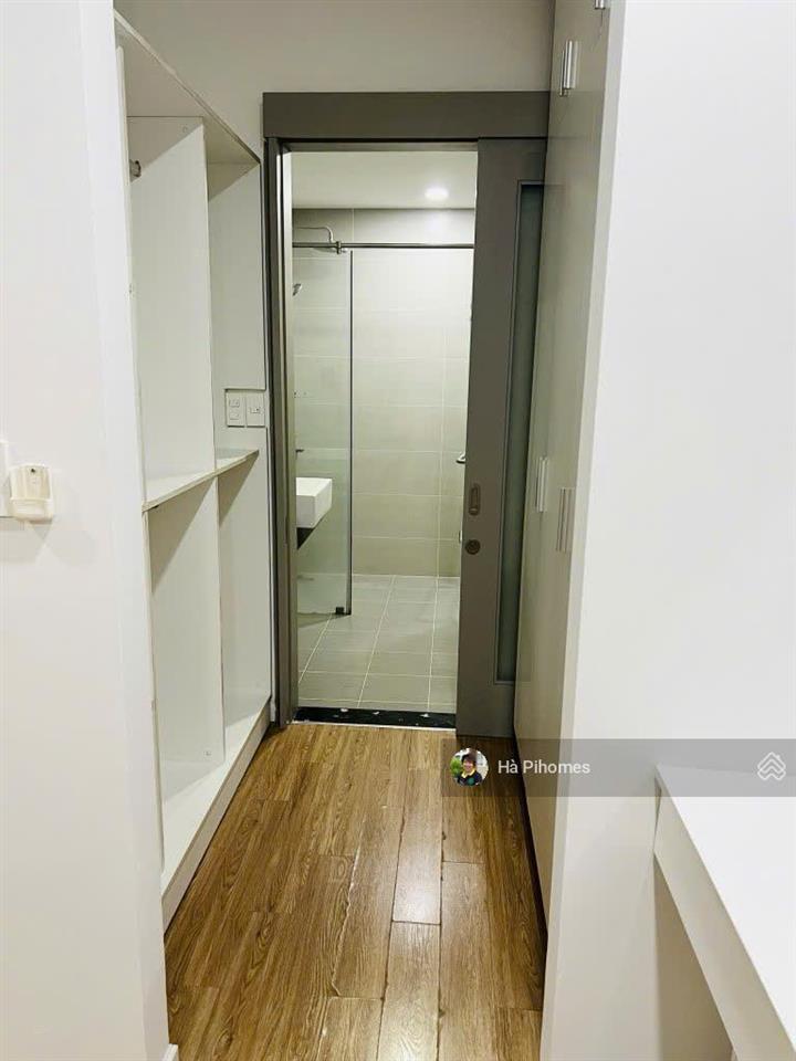1 căn hộ view thoáng tại gold view 3pn2wc 117m2 ntcb nhà mới, hiện trống sẵn tháng 8 ở