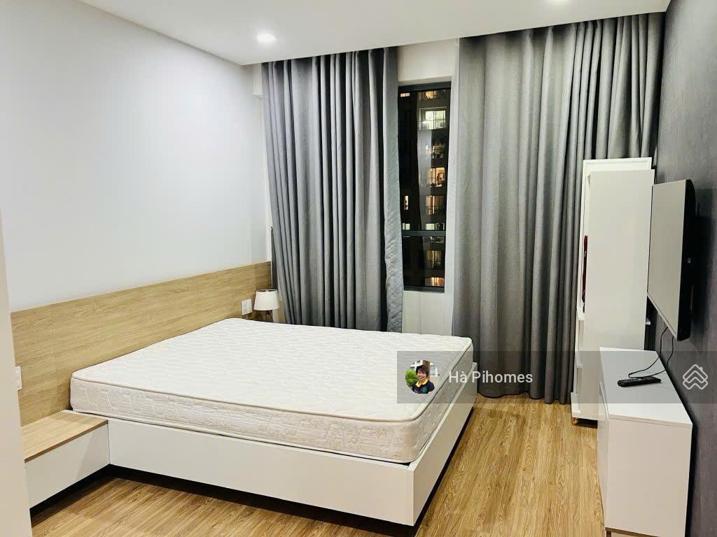 1 căn hộ view thoáng tại gold view 3pn2wc 117m2 ntcb nhà mới, hiện trống sẵn tháng 8 ở