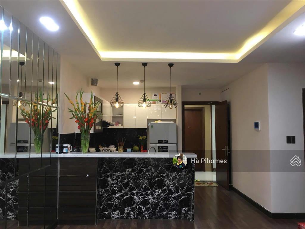 Hot hàng siêu hiếm tại the gold view căn hộ 2pn thiết kế đẹp, sang, mới do chủ tự thiết kế