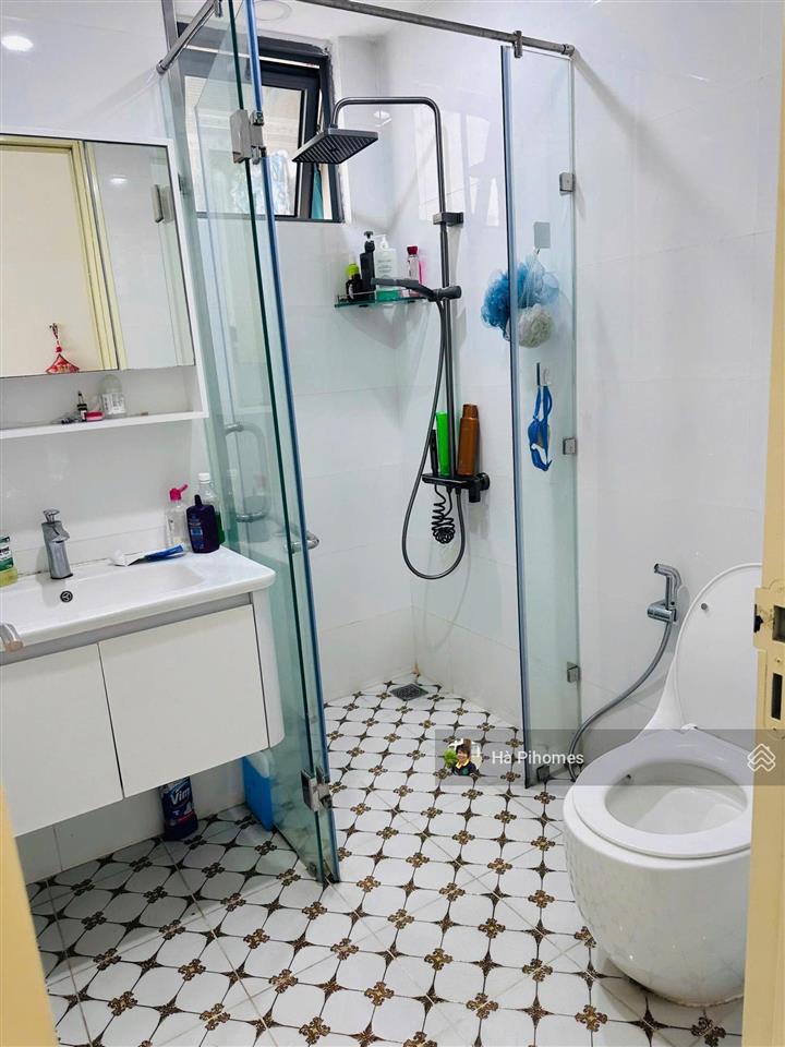 Bán căn hộ sắp ra sổ gold view q4 bến vân đồn 2pn nhà nội thất cao cấp giá tốt tầng đẹp view sông