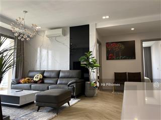 Chính chủ thiện chí bán căn hộ vip the gold view bến vân đồn 3pn3wc, 133m2 2 ban công view bitexco