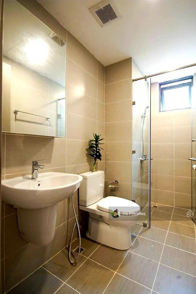 Chính chủ ký gửi cho thuê căn hộ 3pn the gold view, 28 triệu còn hiện tại căn hiếm có ở ngay được