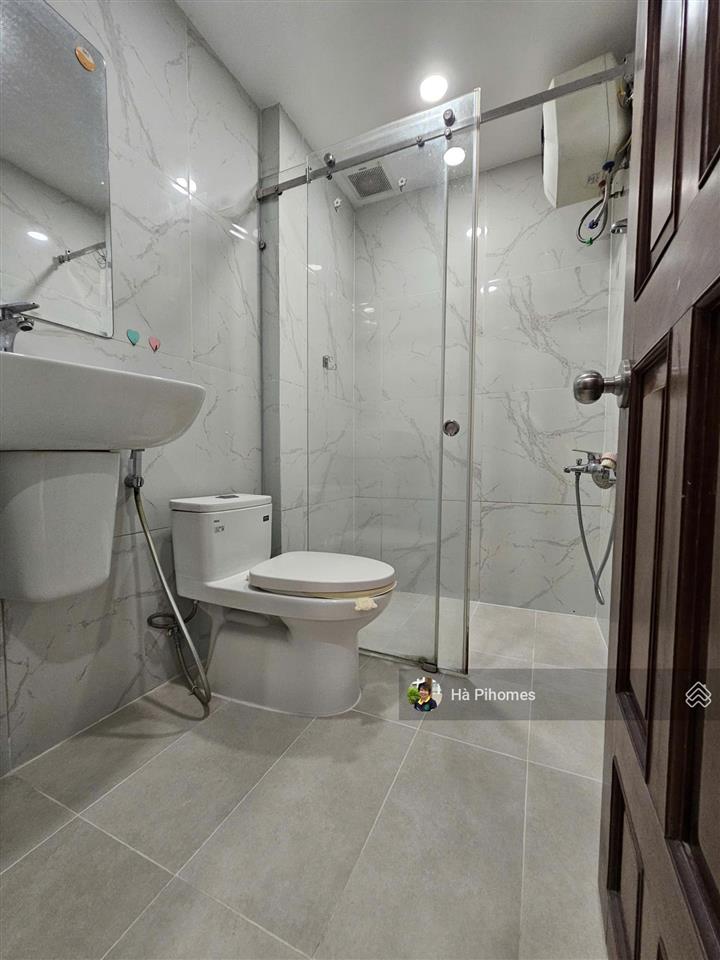 Chính chủ gửi bán căn hộ khánh hội 3 2pn | 70m² | nhà mới đẹp | có sổ | ở ngay