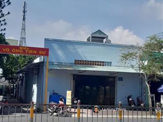 Bán nhà nát, căn góc 3 mt đường lý chiêu hoàng, dt 8x25 200m2, vị trí đẹp, tiện xây mới, giá 35 tỷ