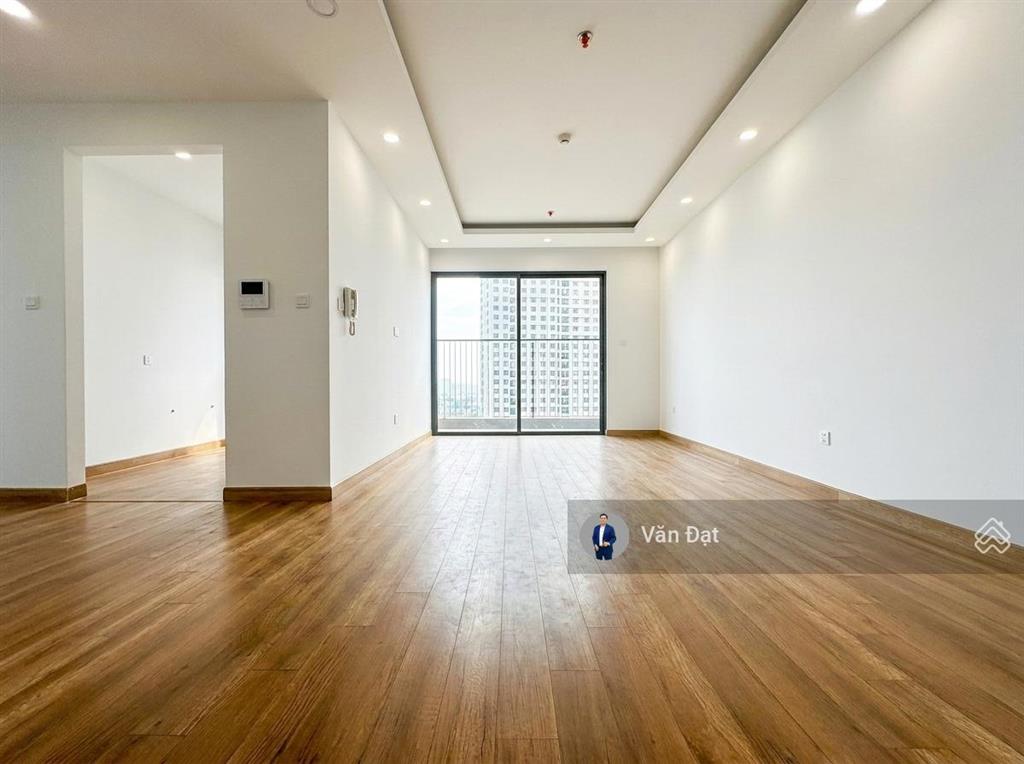 Bán căn dualkey 142m2  tầng trung  ban công đông nam  giá cực tốt